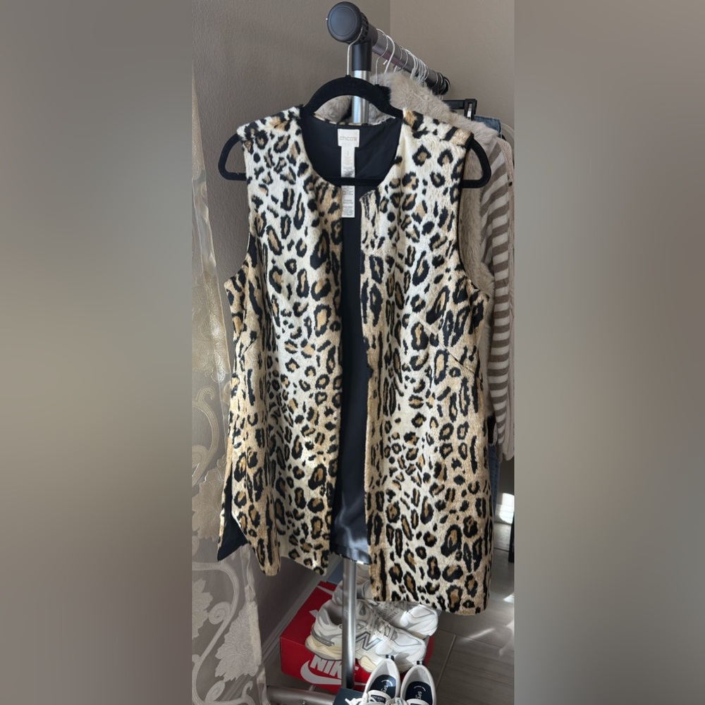 Chico's Faux Fur Leopard Vest size 1